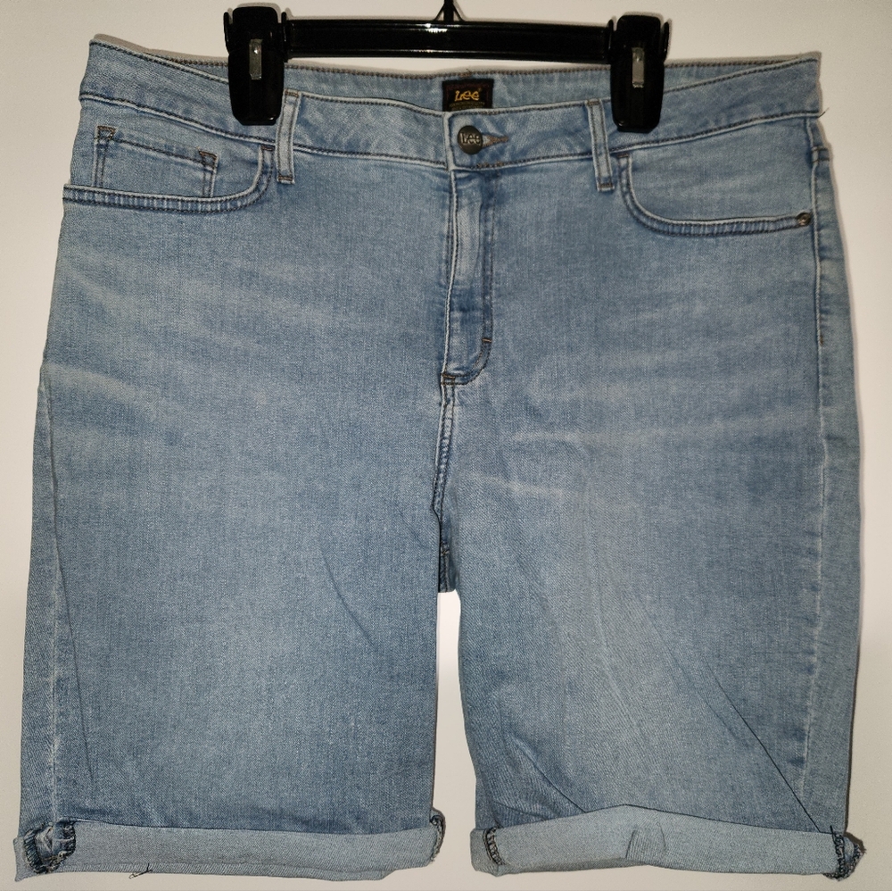 Lee jean shorts